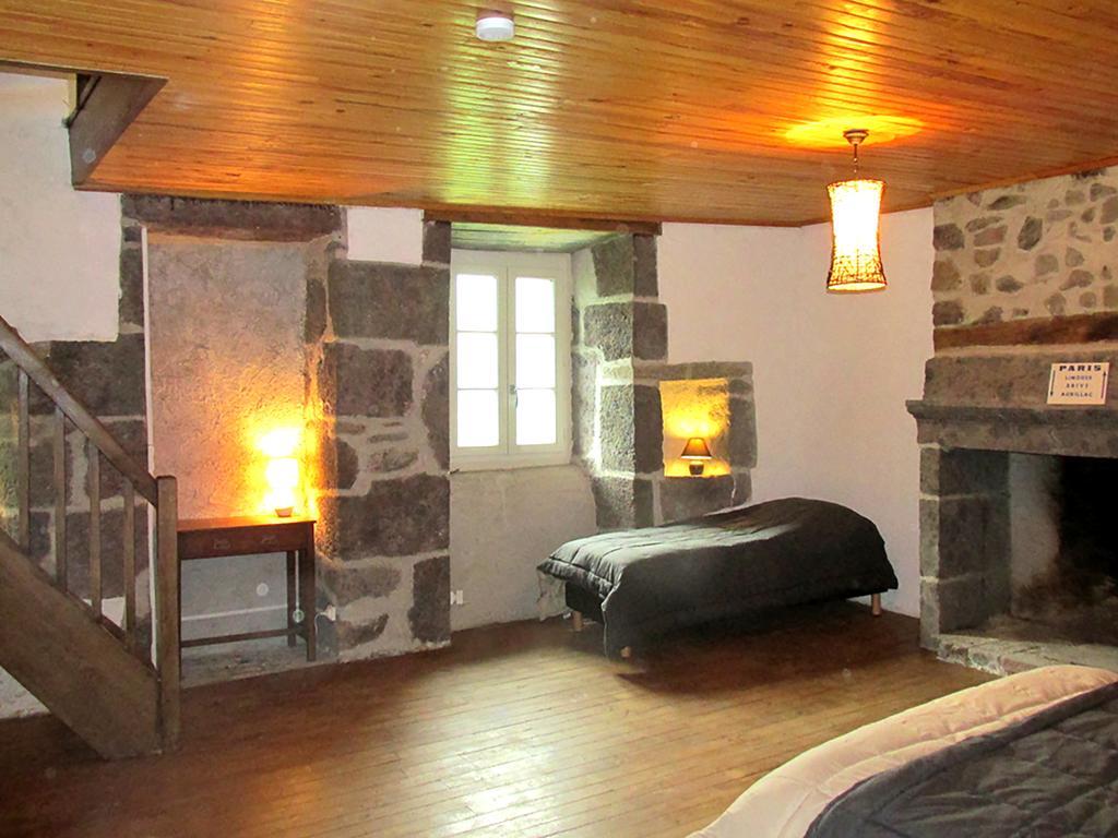 Domaine De La Jordanne - B&B Saint-Cirgues-de-Jordanne Kamer foto